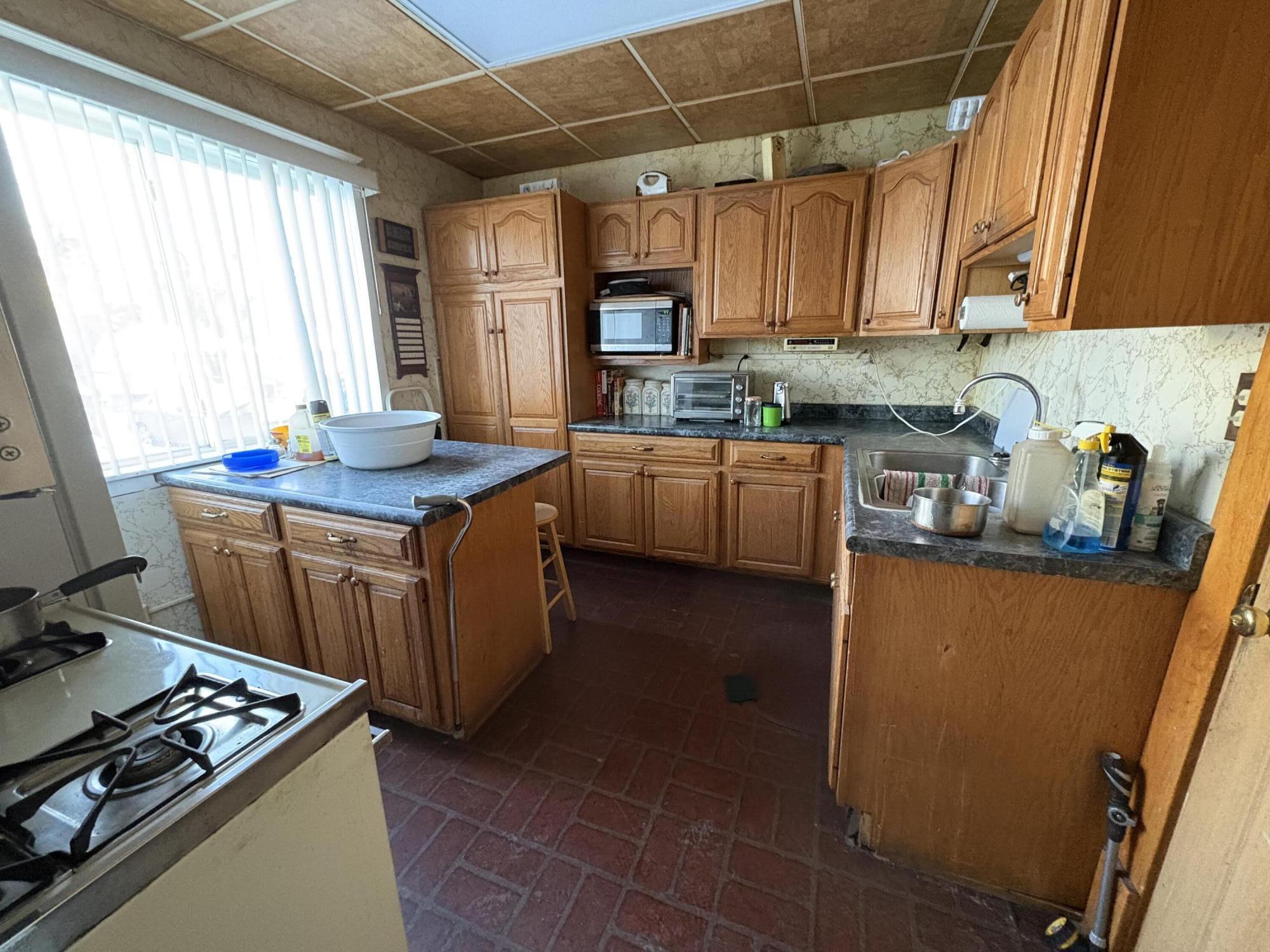 3162 North 16th Street Milwaukee, WI 53206 - Photo 6 of 14 IMG_5463_4