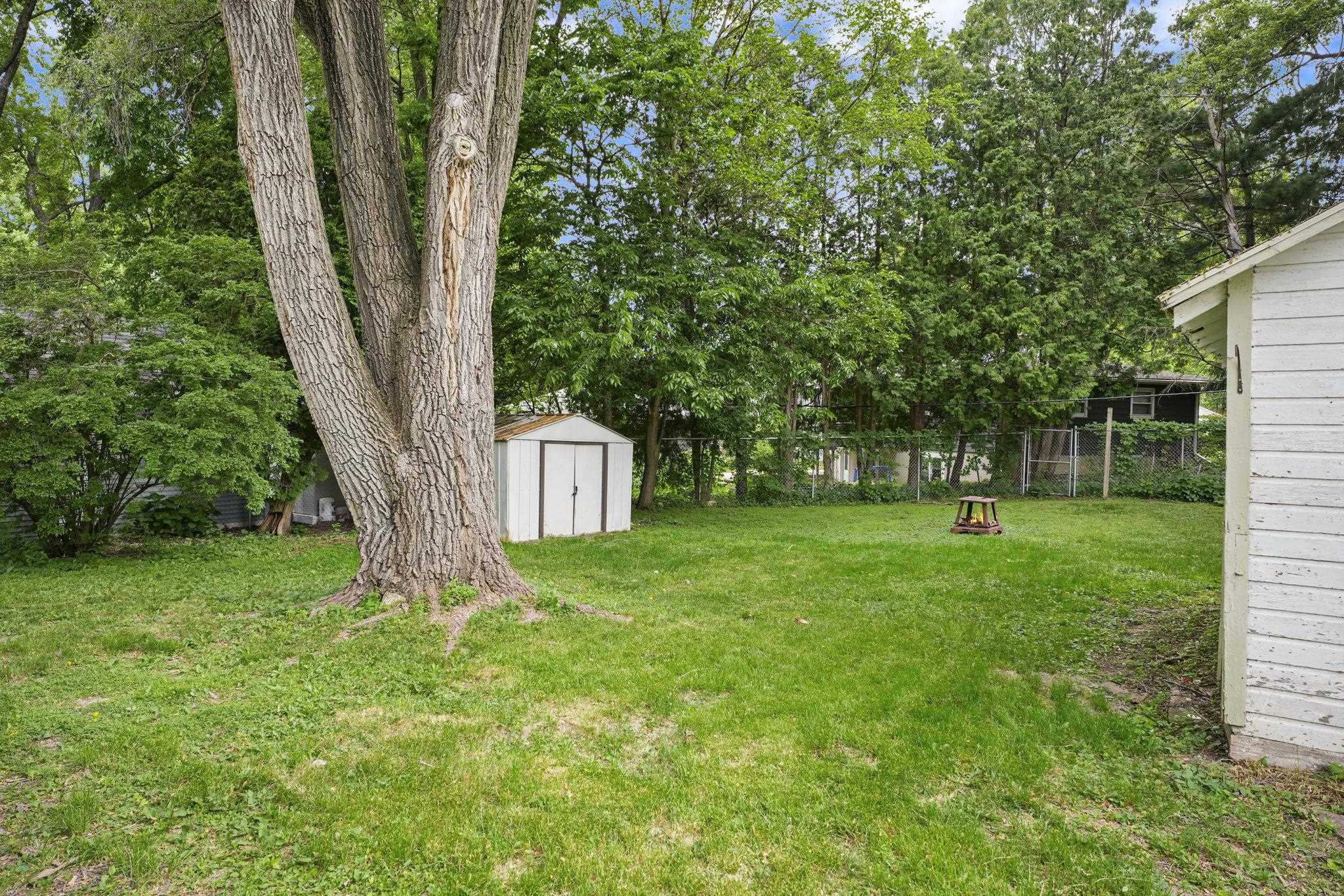 4320 Buckeye Road Madison, WI 53716 - Photo 33 of 36