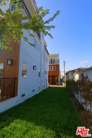 $4,500 | 776 1/2 West 25th Street, San Pedro, CA 90731