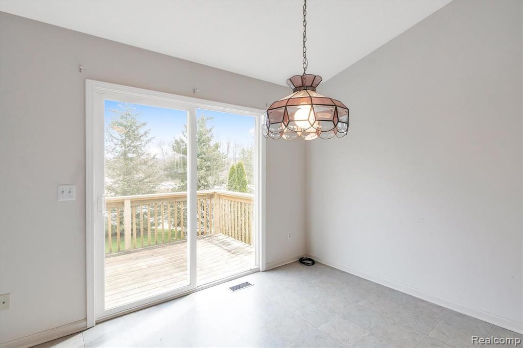 30 Sedum Road Howell, MI 48843 - Photo 15 of 50