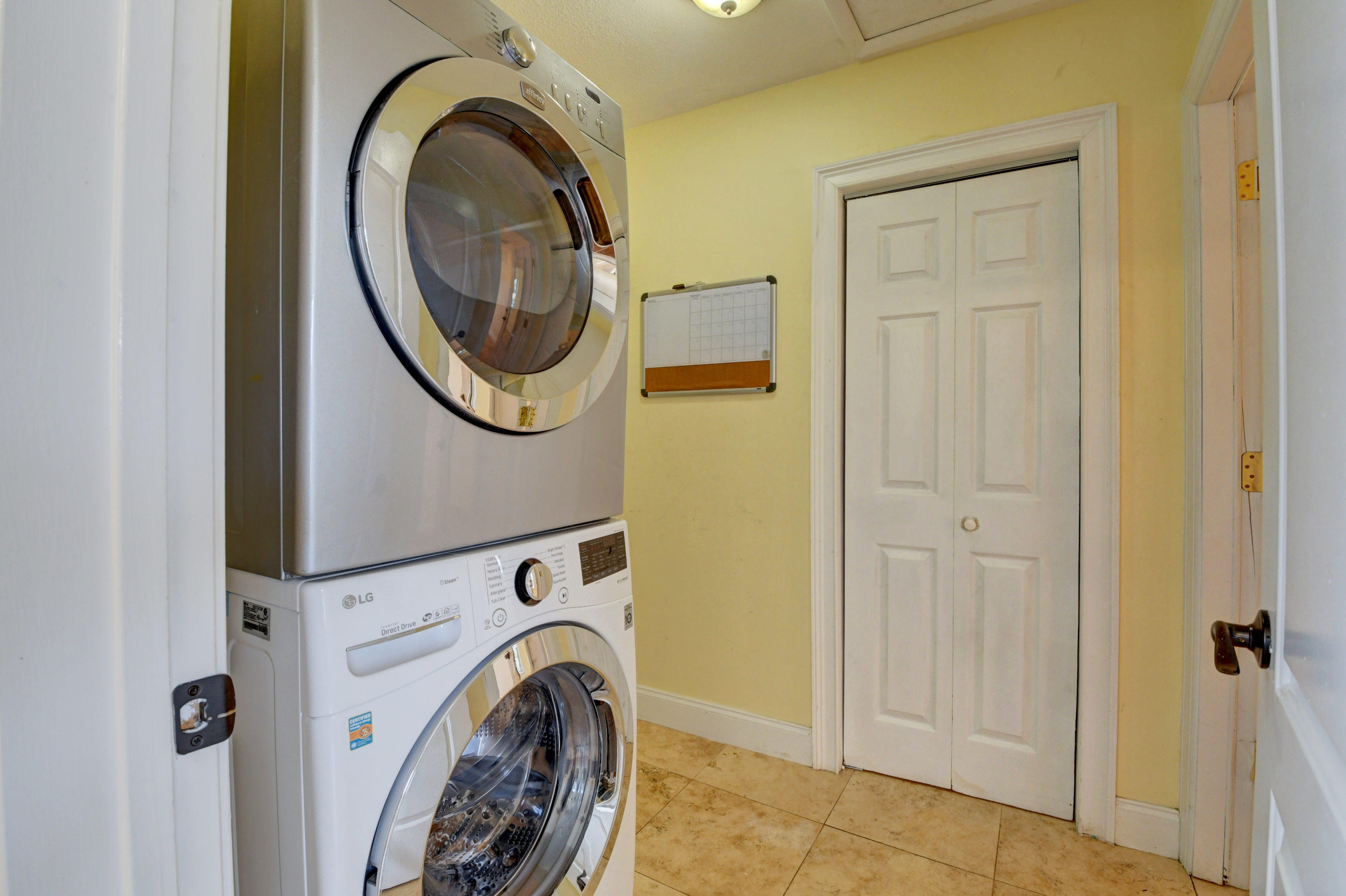 1100 West Camino Real Boca Raton, FL 33486 - Photo 29 of 35 Laundry and Pantry