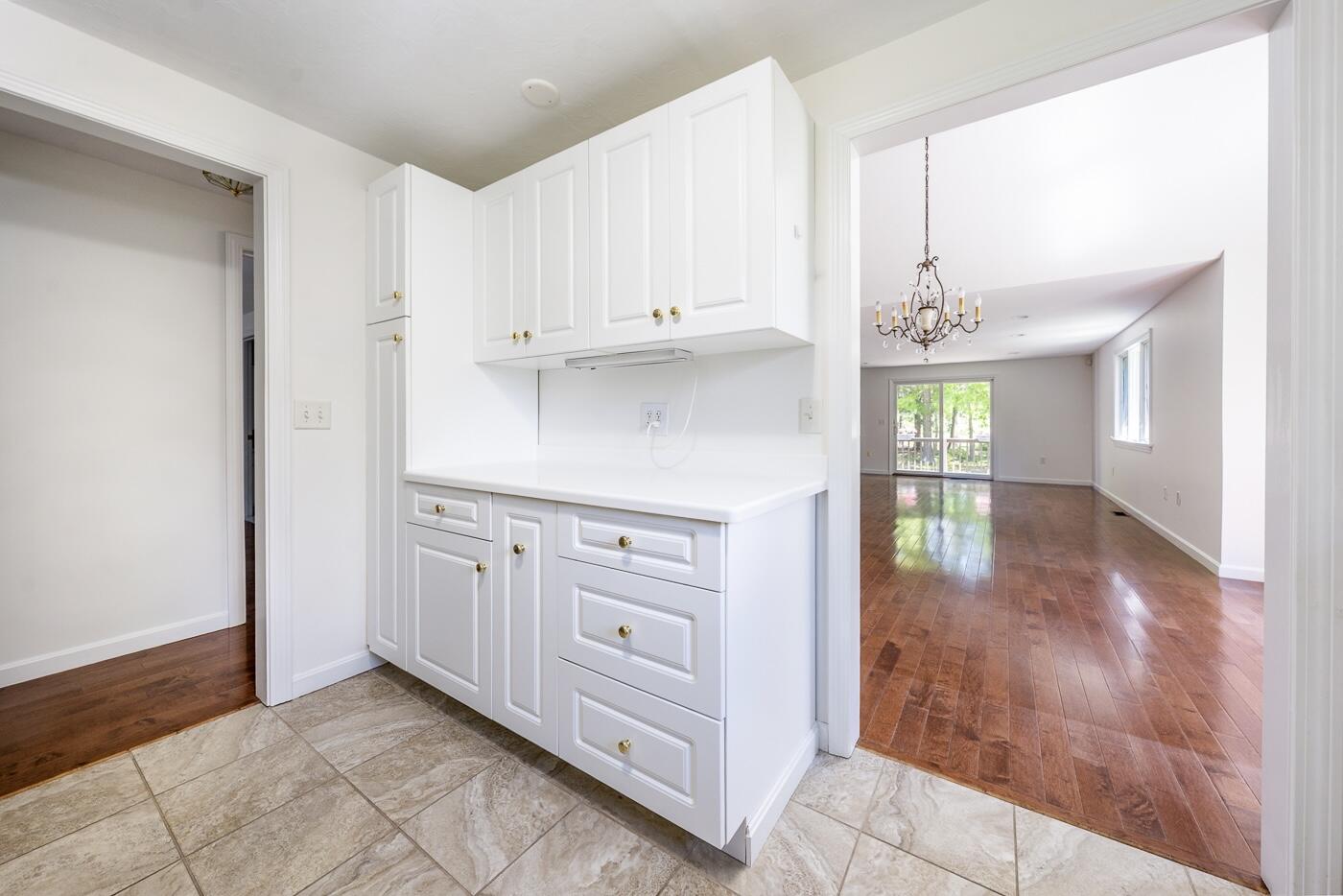 9 Longwood Road Mashpee, MA 02649 - Photo 12 of 41 Kitchen