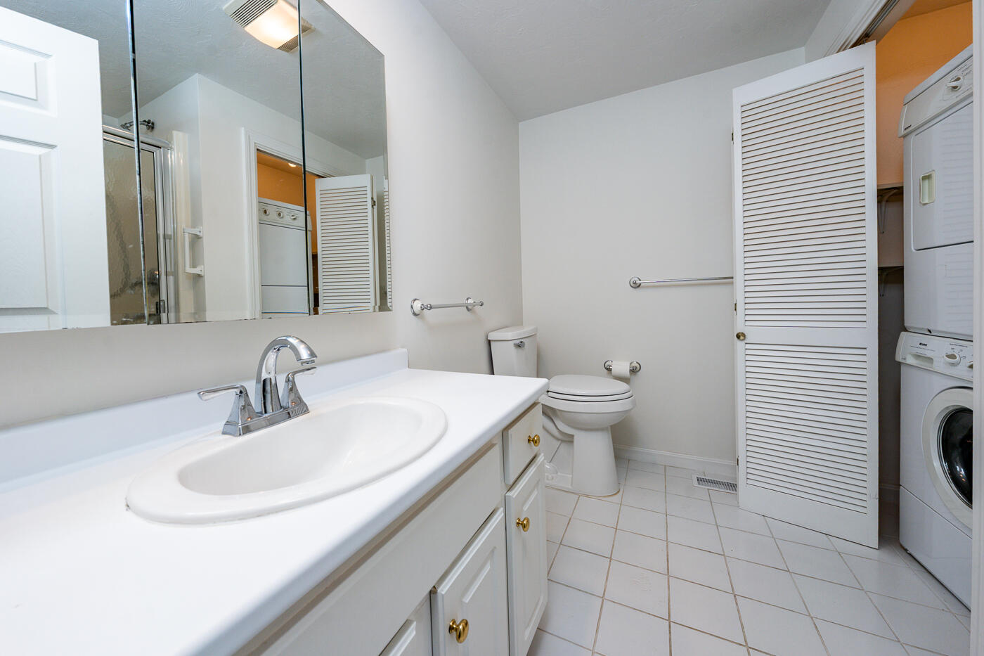 9 Longwood Road Mashpee, MA 02649 - Photo 22 of 41 Primary bath