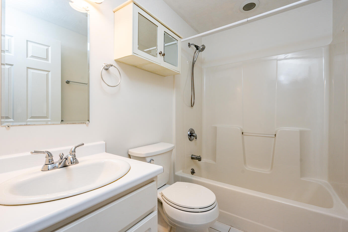 9 Longwood Road Mashpee, MA 02649 - Photo 24 of 41 Guest bath