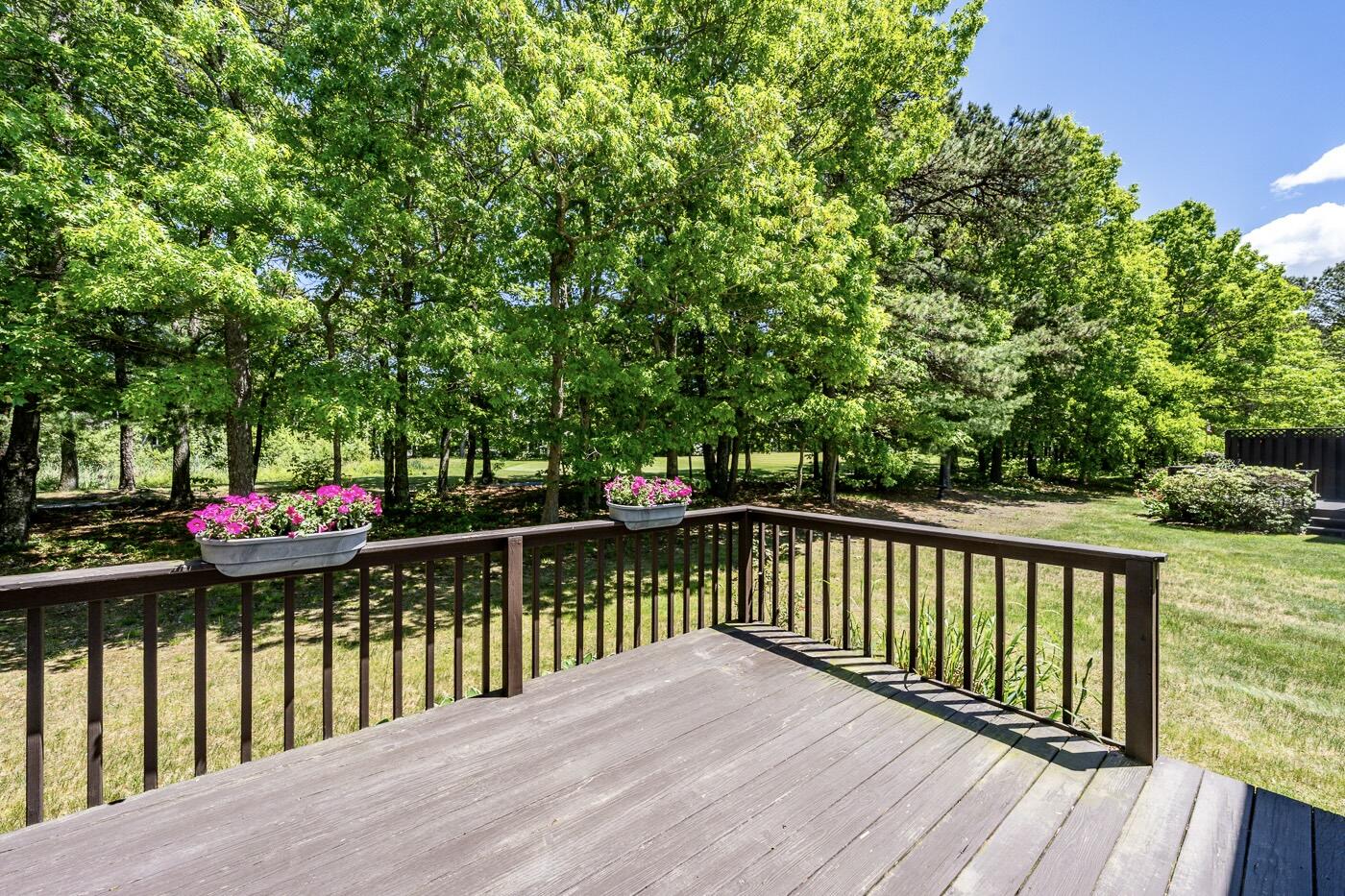 9 Longwood Road Mashpee, MA 02649 - Photo 5 of 41 Deck