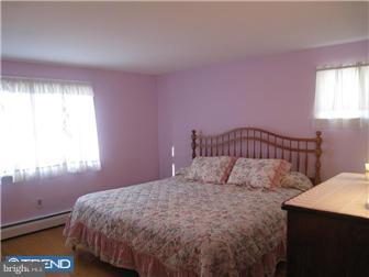 1067 Valley Road Warminster, PA 18974 - Photo 3 of 12 Gallery Image 3