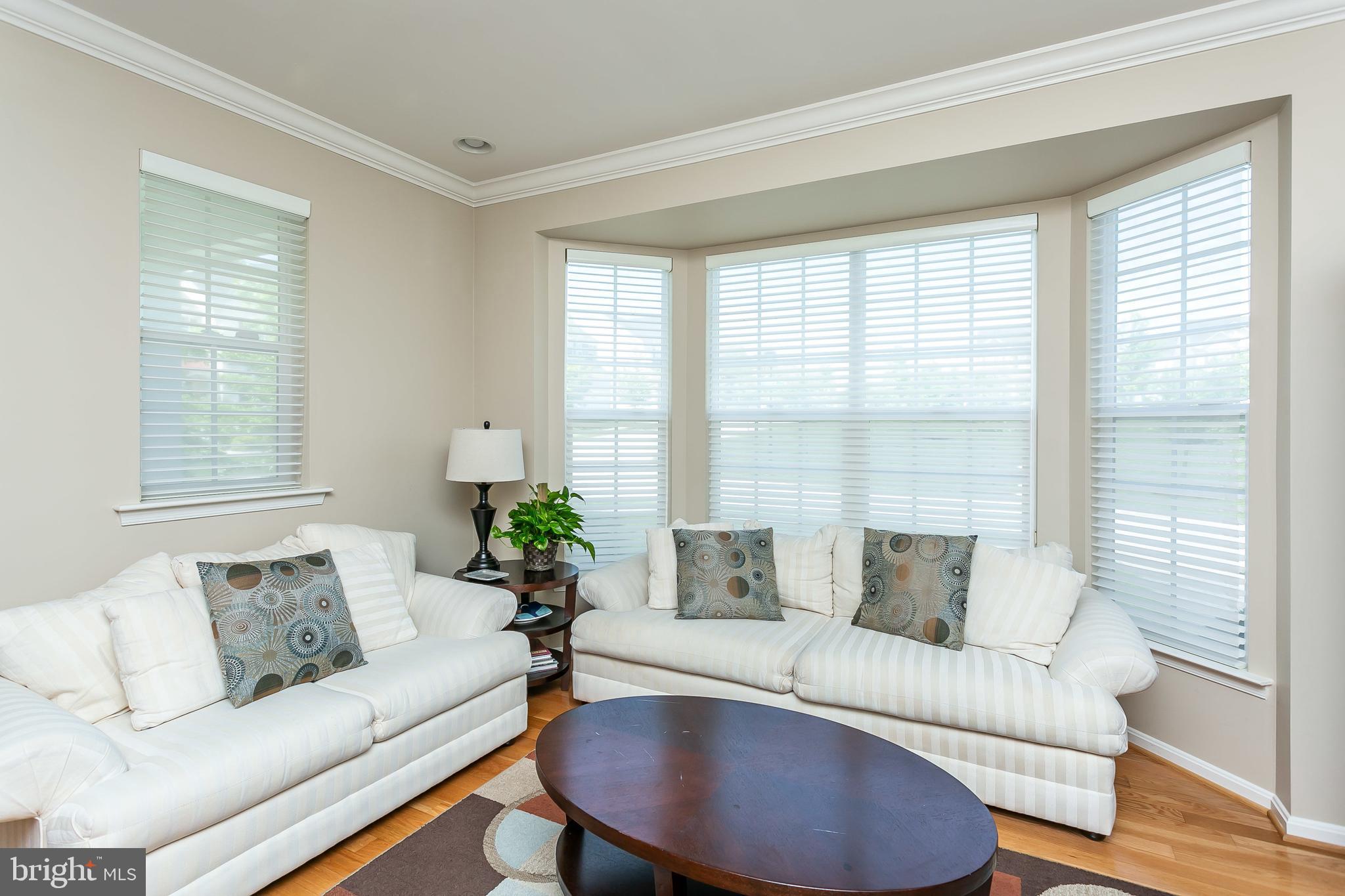 2304 Crabury Road Baltimore, MD 21209 - Photo 11 of 50