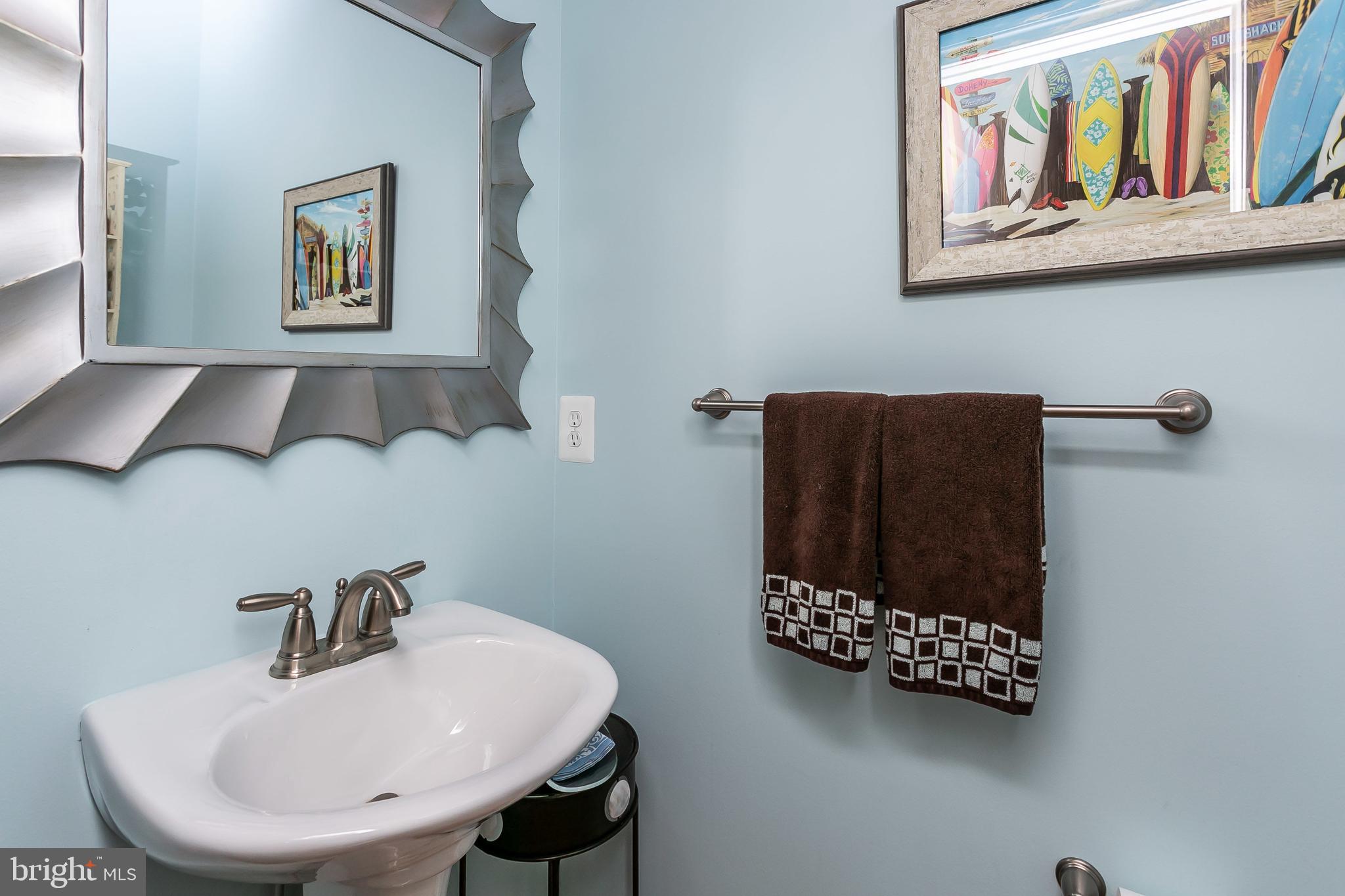 2304 Crabury Road Baltimore, MD 21209 - Photo 15 of 50