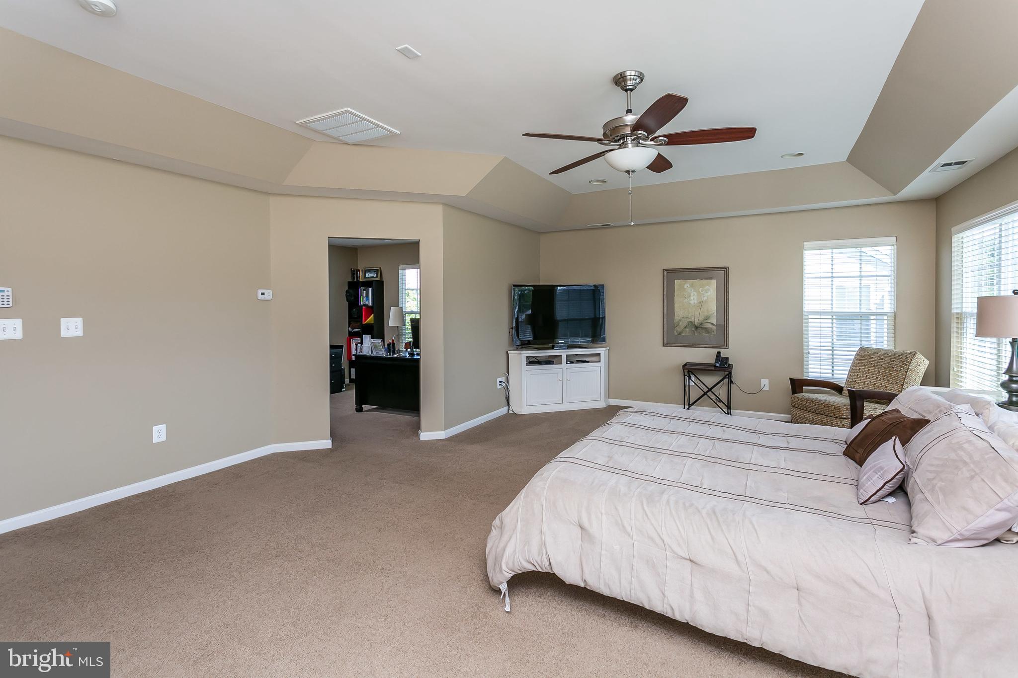 2304 Crabury Road Baltimore, MD 21209 - Photo 23 of 50