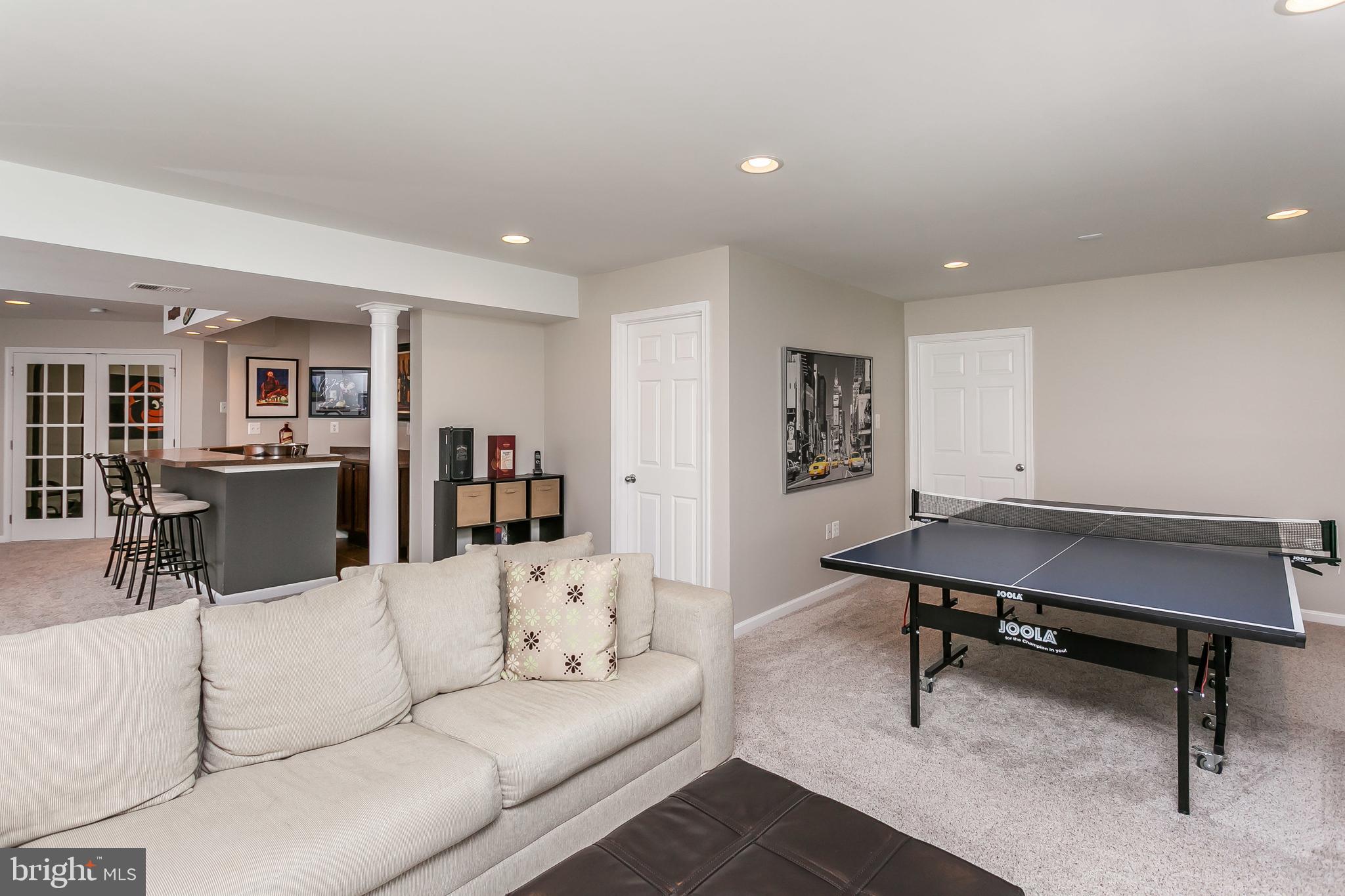 2304 Crabury Road Baltimore, MD 21209 - Photo 39 of 50