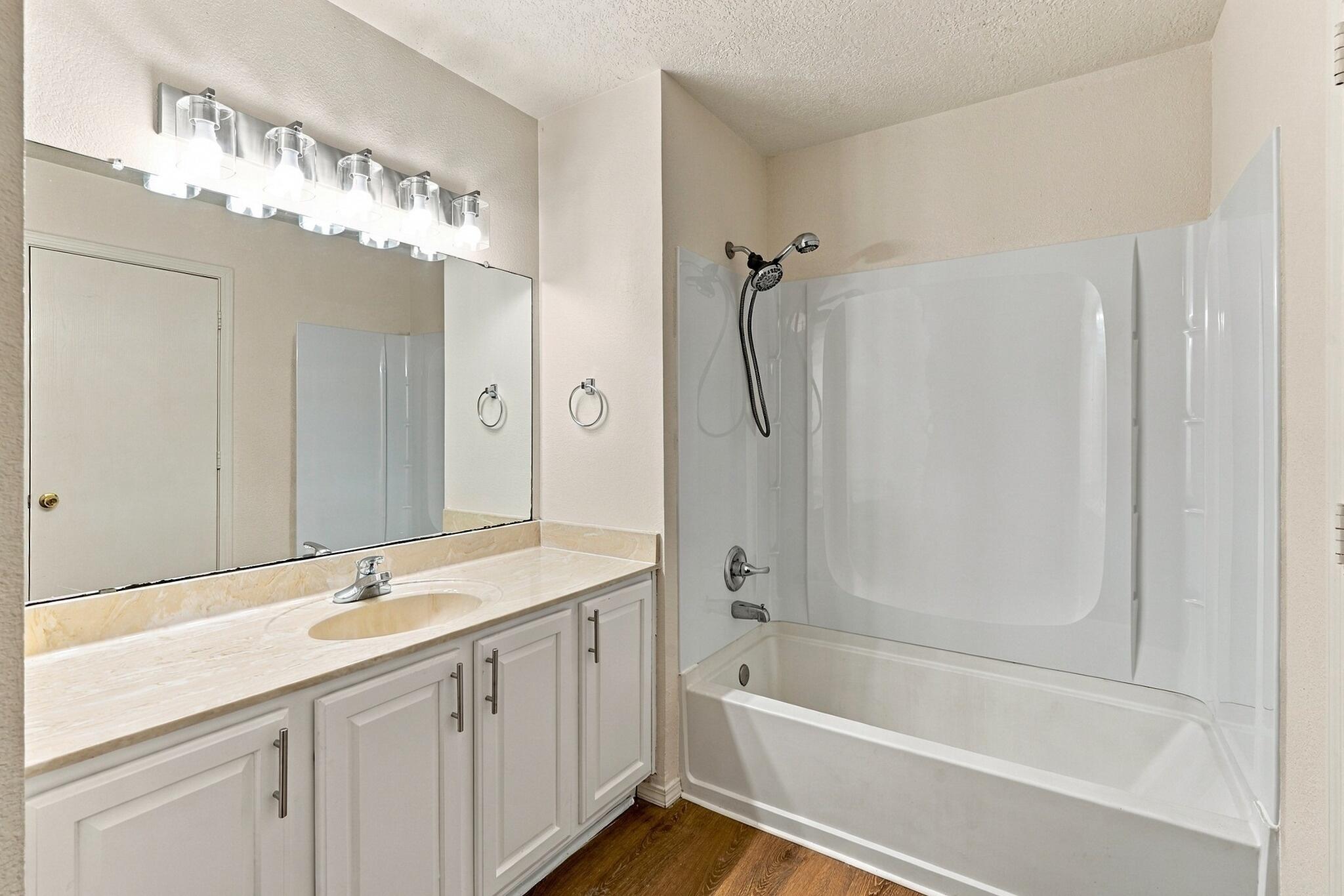 3541 Lavender Meadows Drive Northeast Rio Rancho, NM 87144 - Photo 28 of 39 Gallery Image 28