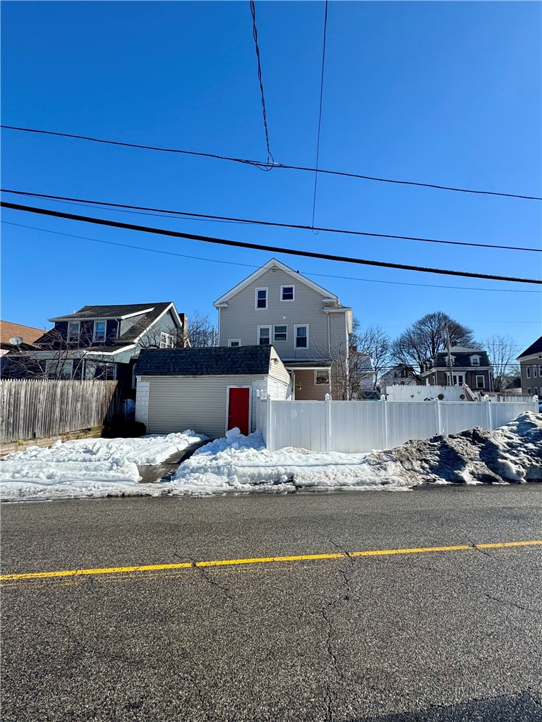 166 Lowell Avenue Providence, RI 02909 - Photo 3 of 30