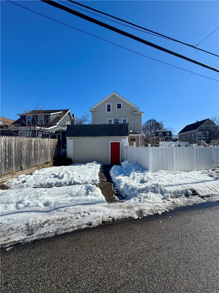 166 Lowell Avenue Providence, RI 02909 - Photo 4 of 30