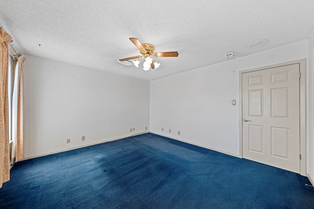 613 Harper Road Kerrville, TX 78028 - Photo 15 of 33