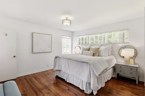 $649,500 | 5024 Rexton Lane, Dallas, TX 75214