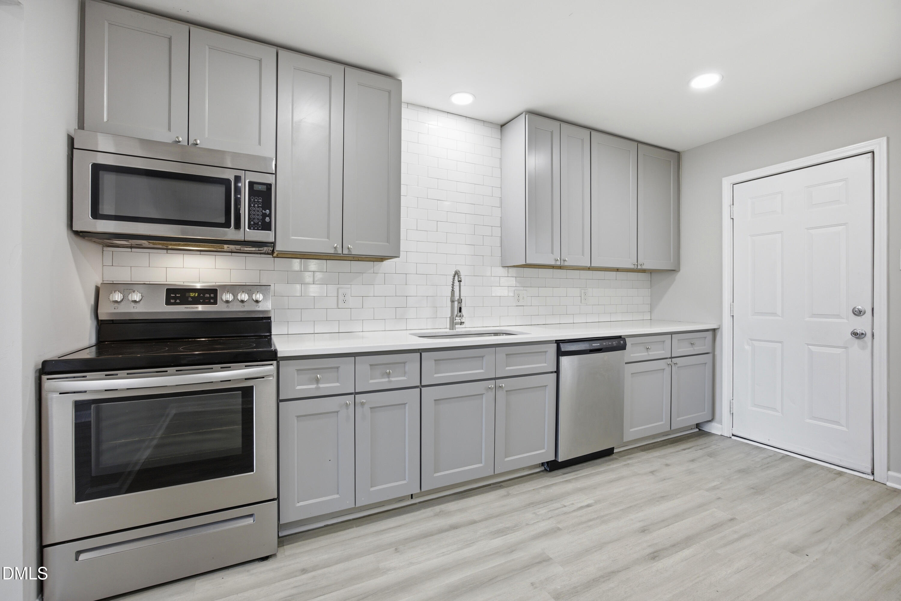 1007 Grant Street Durham, NC 27701 - Photo 14 of 45