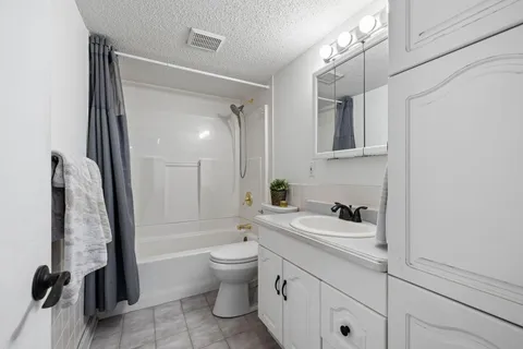 $435,000 | 3115 43rd Avenue South, Minneapolis, MN 55406