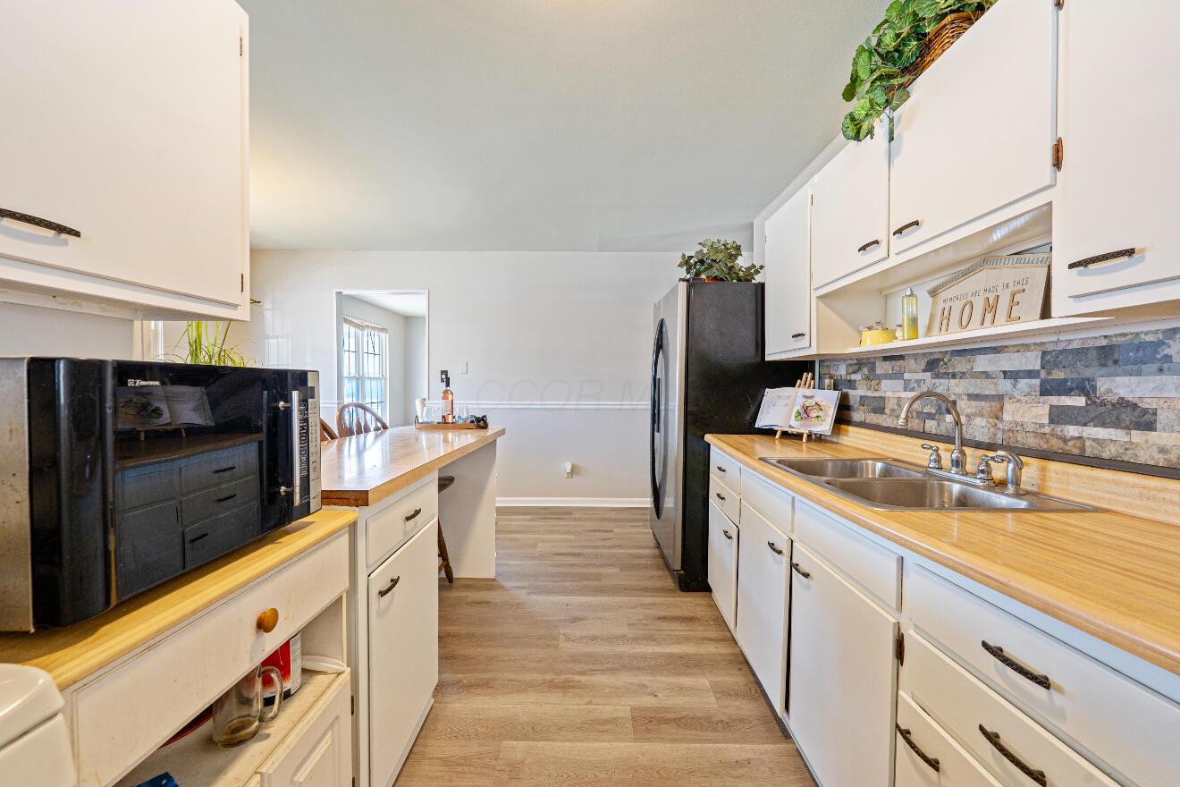 2905 Hillgate Road Columbus, OH 43207 - Photo 11 of 27 Kitchen