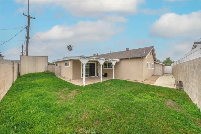 $4,900 | 17391 Waal Circle, Huntington Beach, CA 92647