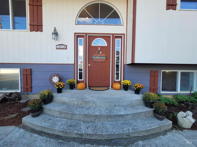 $431,900 | 2020 Powers Avenue, Lewiston, ID 83501