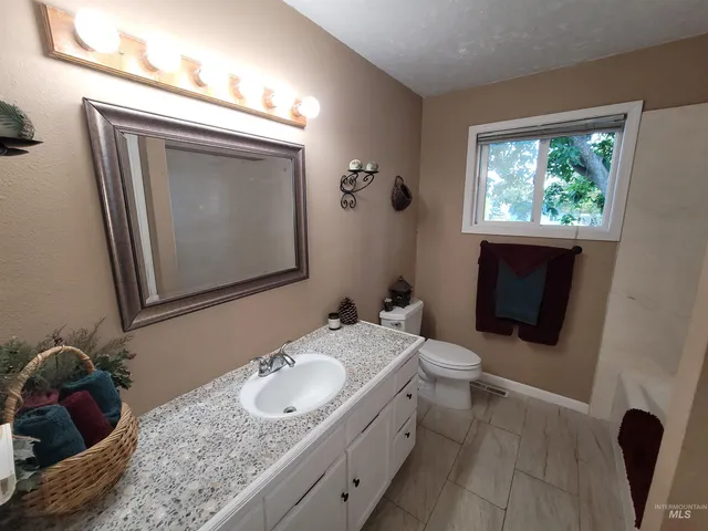 $431,900 | 2020 Powers Avenue, Lewiston, ID 83501