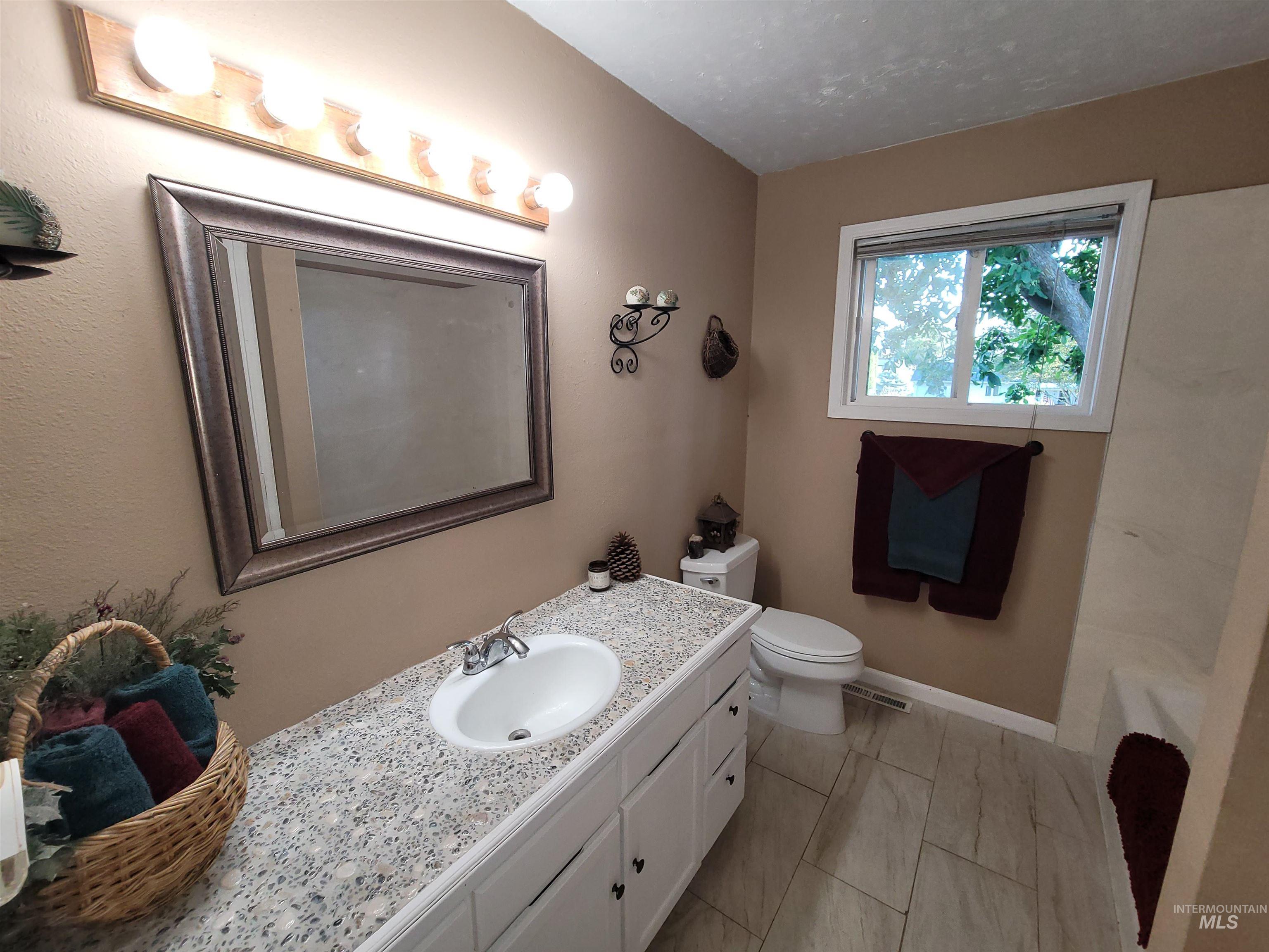 2020 Powers Avenue Lewiston, ID 83501 - Photo 24 of 50