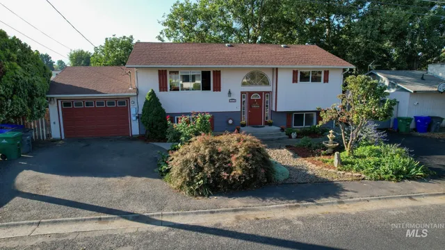 $431,900 | 2020 Powers Avenue, Lewiston, ID 83501