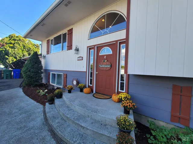 $431,900 | 2020 Powers Avenue, Lewiston, ID 83501