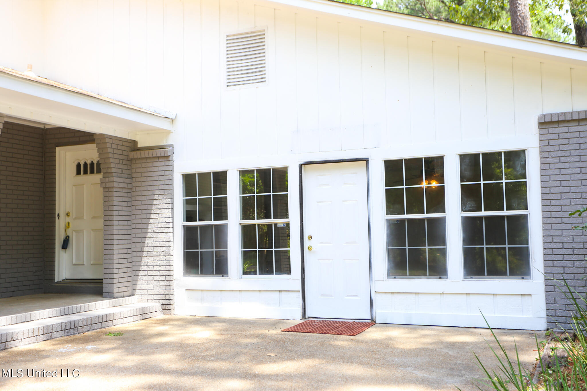 5353 Terry Road Jackson, MS 39272 - Photo 5 of 39 IMG_1873