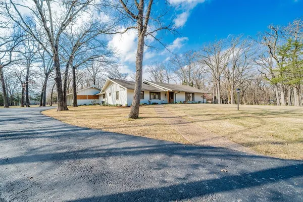 $799,000 | 142 Cedar Lane, Sulphur Springs, TX 75482