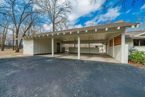 $799,000 | 142 Cedar Lane, Sulphur Springs, TX 75482