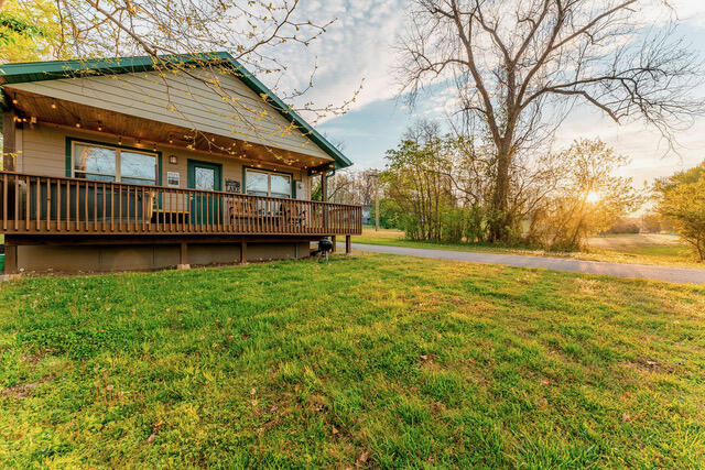 295 Edgewater Forsyth, MO 65653 - Photo 1 of 1 Exterior