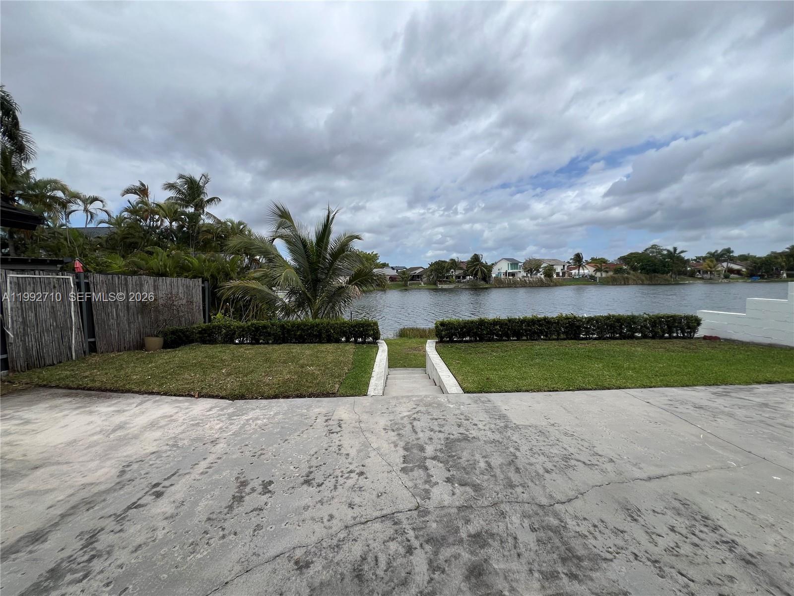 15511 Southwest 59th Street Miami, FL 33193 - Photo 2 of 34