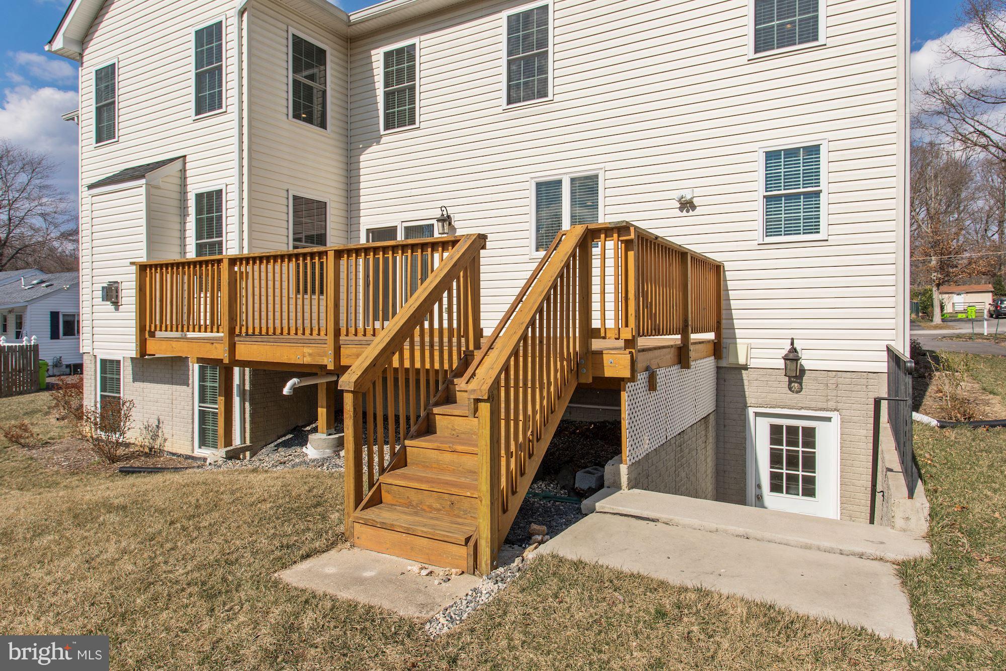 8725 Redman Street Springfield, VA 22153 - Photo 30 of 30 Exterior (Rear)