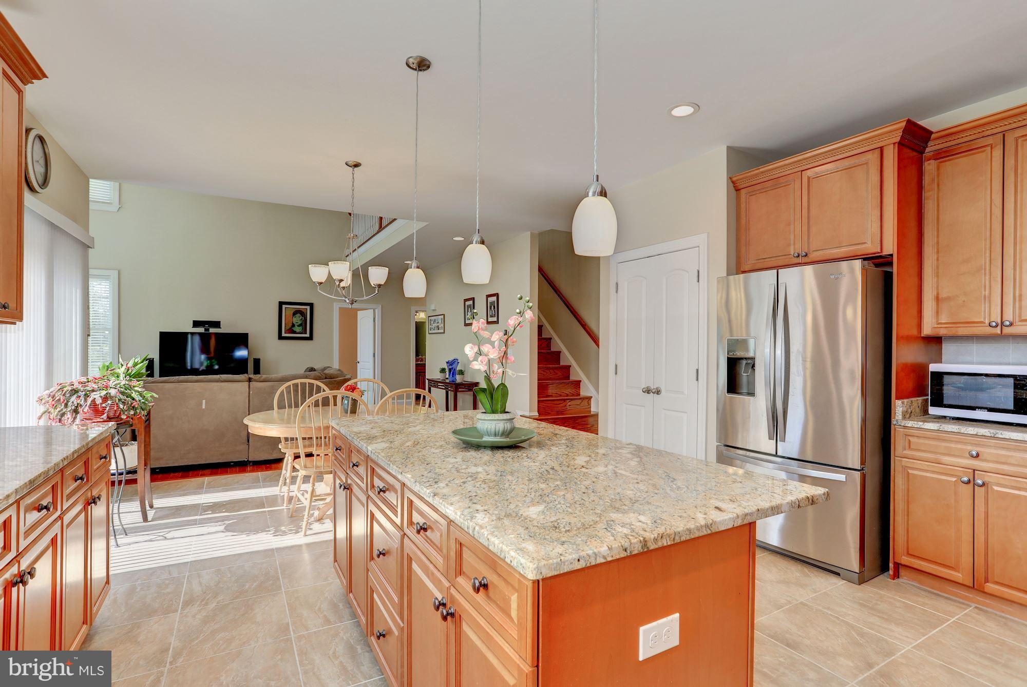 8725 Redman Street Springfield, VA 22153 - Photo 10 of 30 Kitchen