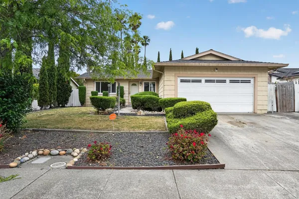 $484,900 | 160 Radcliffe Drive, Vallejo, CA 94589