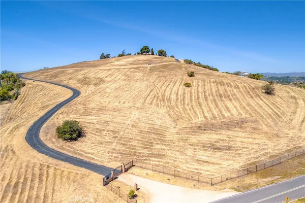 $2,298,000 | 28100 Sycamore Mesa Road, Temecula, CA 92590
