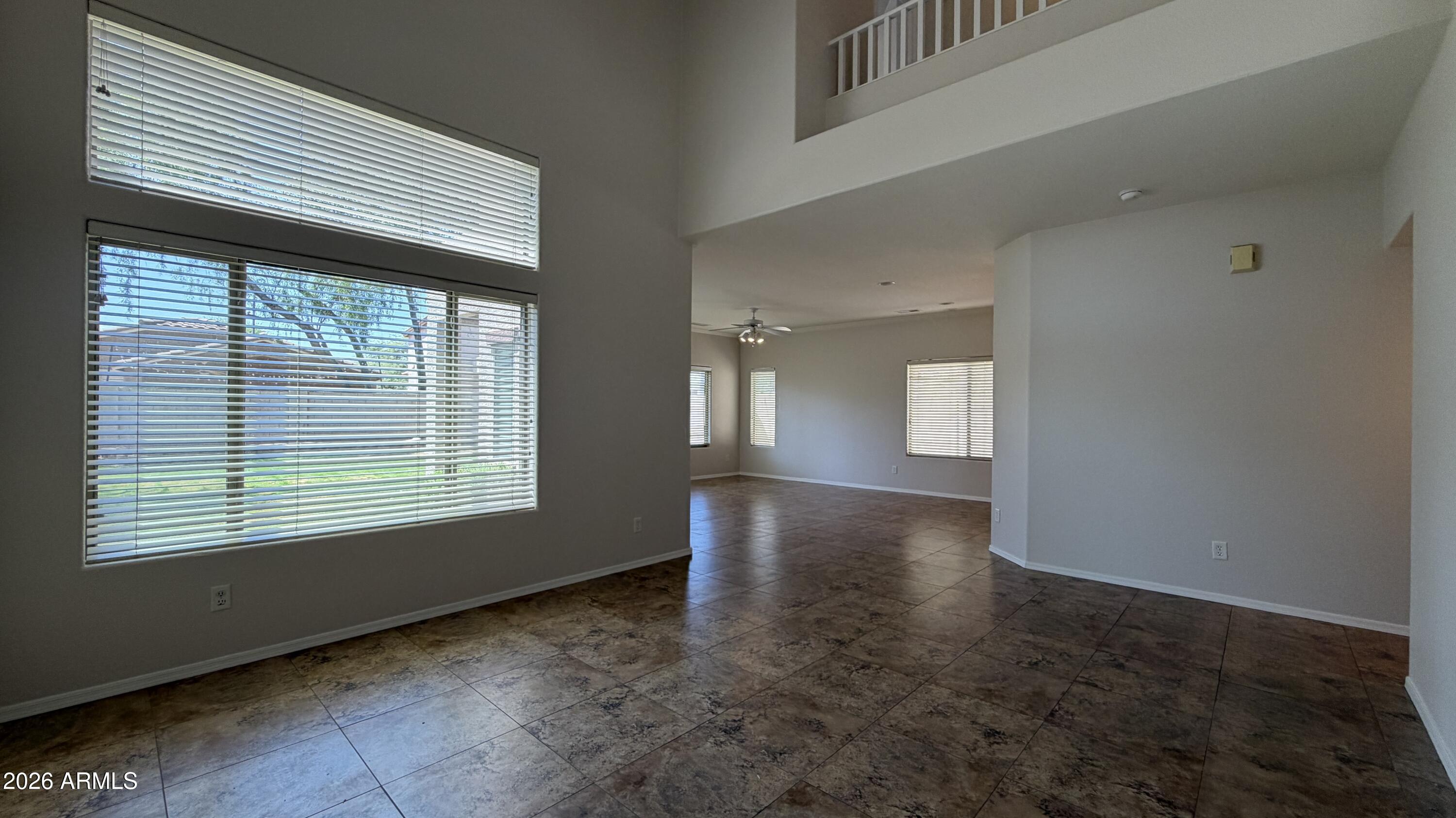 4376 South Rim Court Gilbert, AZ 85297 - Photo 3 of 23 Front Room