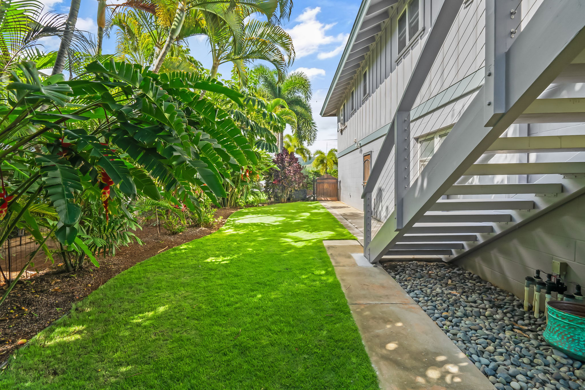 8244 A Elepaio Road Kekaha, HI 96752 - Photo 20 of 21 a view of yard with seating area