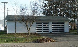 3903 North Mill Road Dryden, MI 48428 - Photo 3 of 8 Garage and workshop