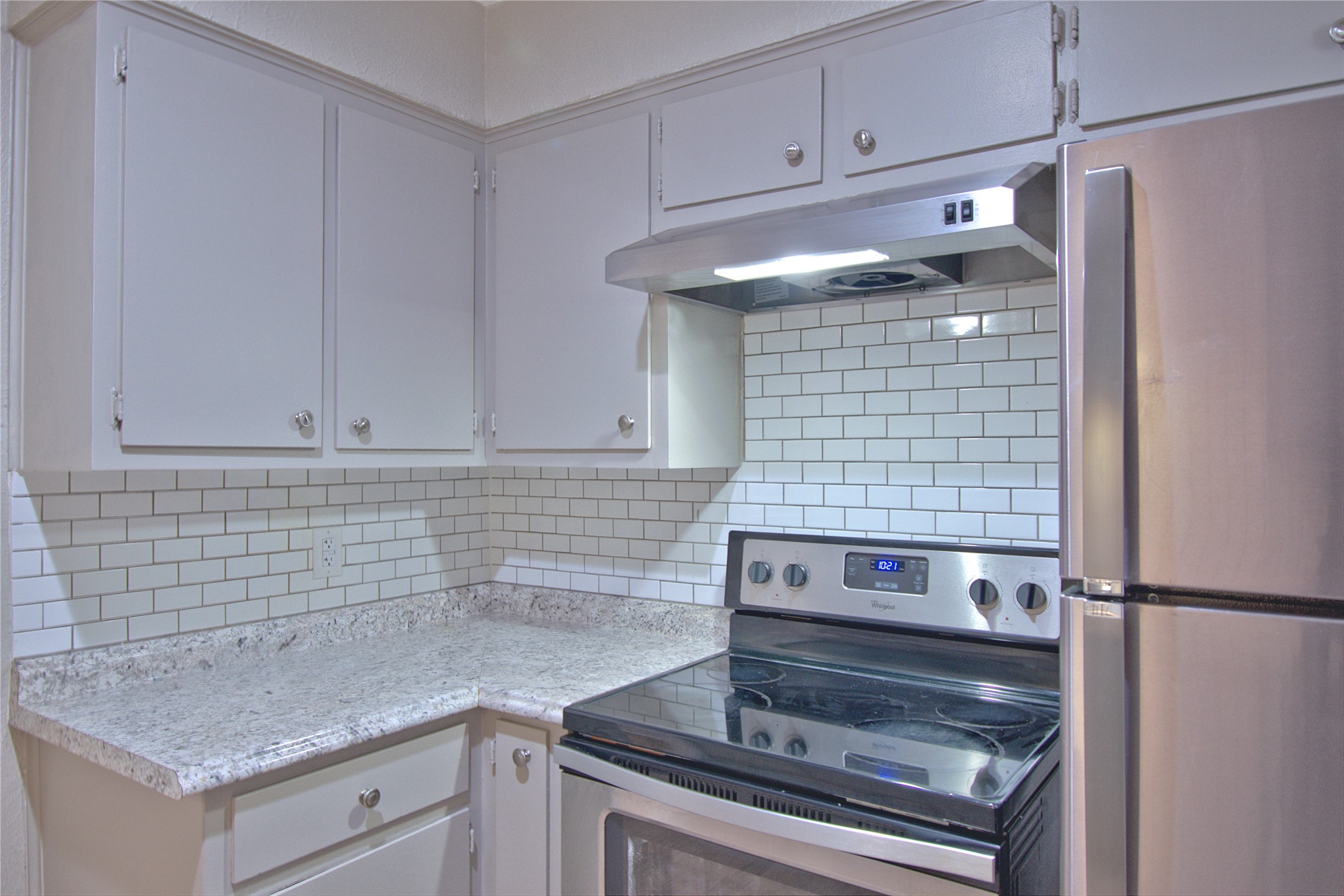5936 Cherry Loop, Unit B Austin, TX 78745 - Photo 9 of 18 Gallery Image 9