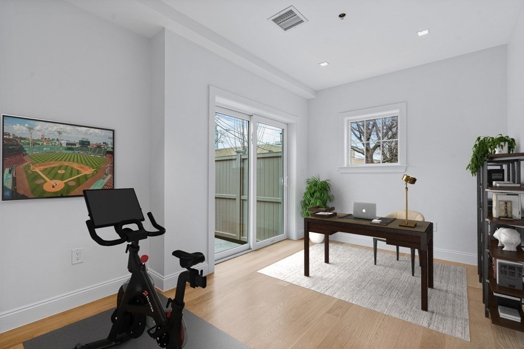 21 Crowninshield Road, Unit 5 Brookline, MA 02446 - Photo 12 of 15 Gallery Image 12