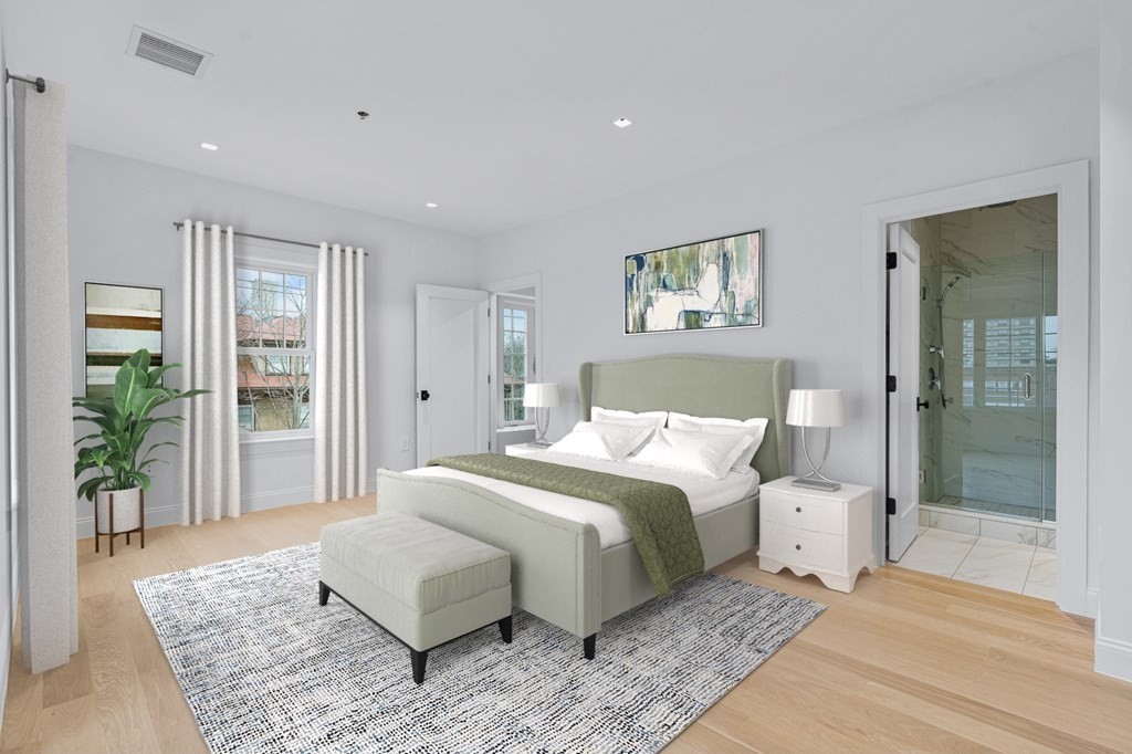 21 Crowninshield Road, Unit 5 Brookline, MA 02446 - Photo 7 of 15 Gallery Image 7