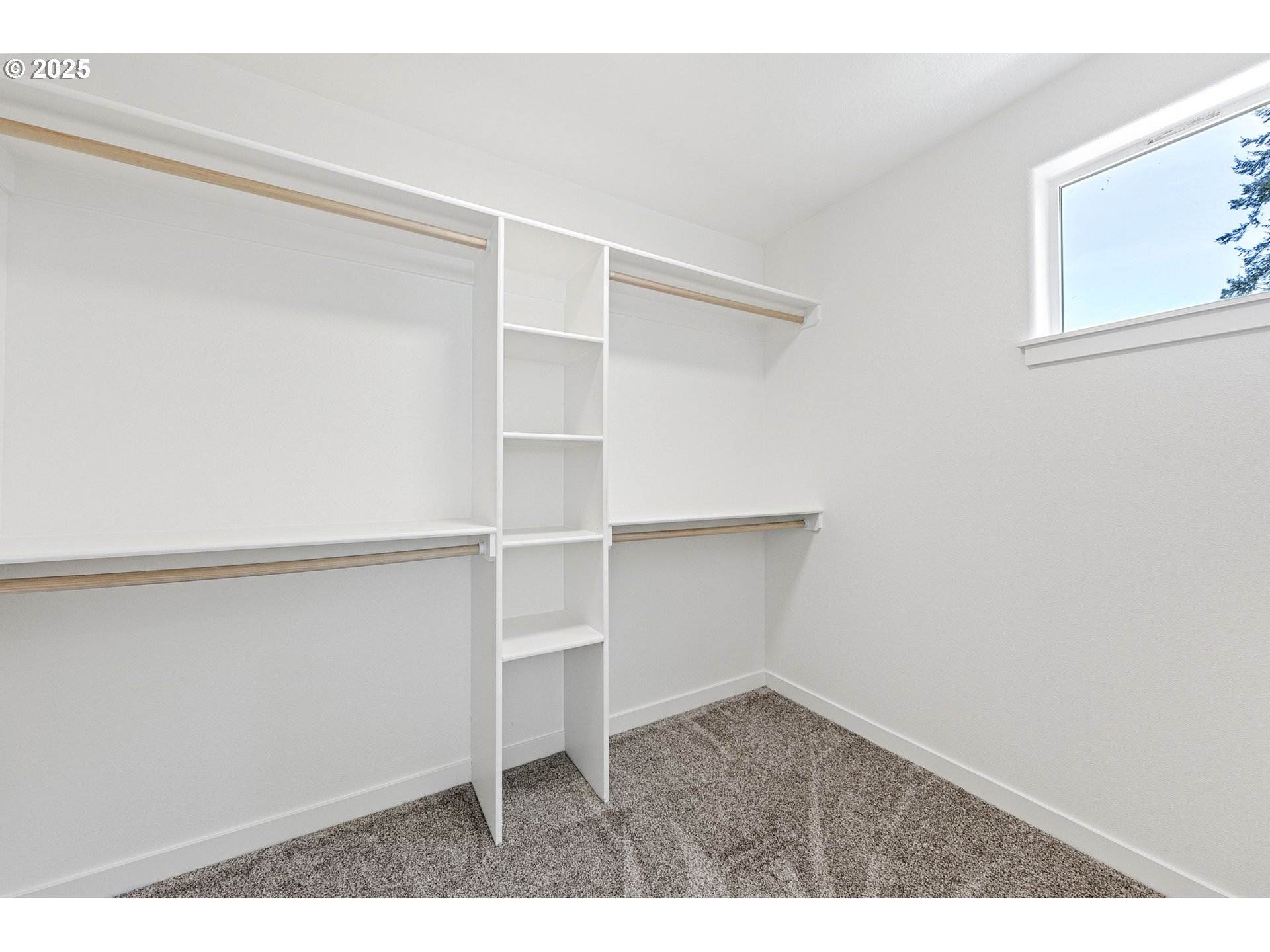 65 Bangle Court Cottage Grove, OR 97424 - Photo 27 of 44 a view of an empty walk in closet