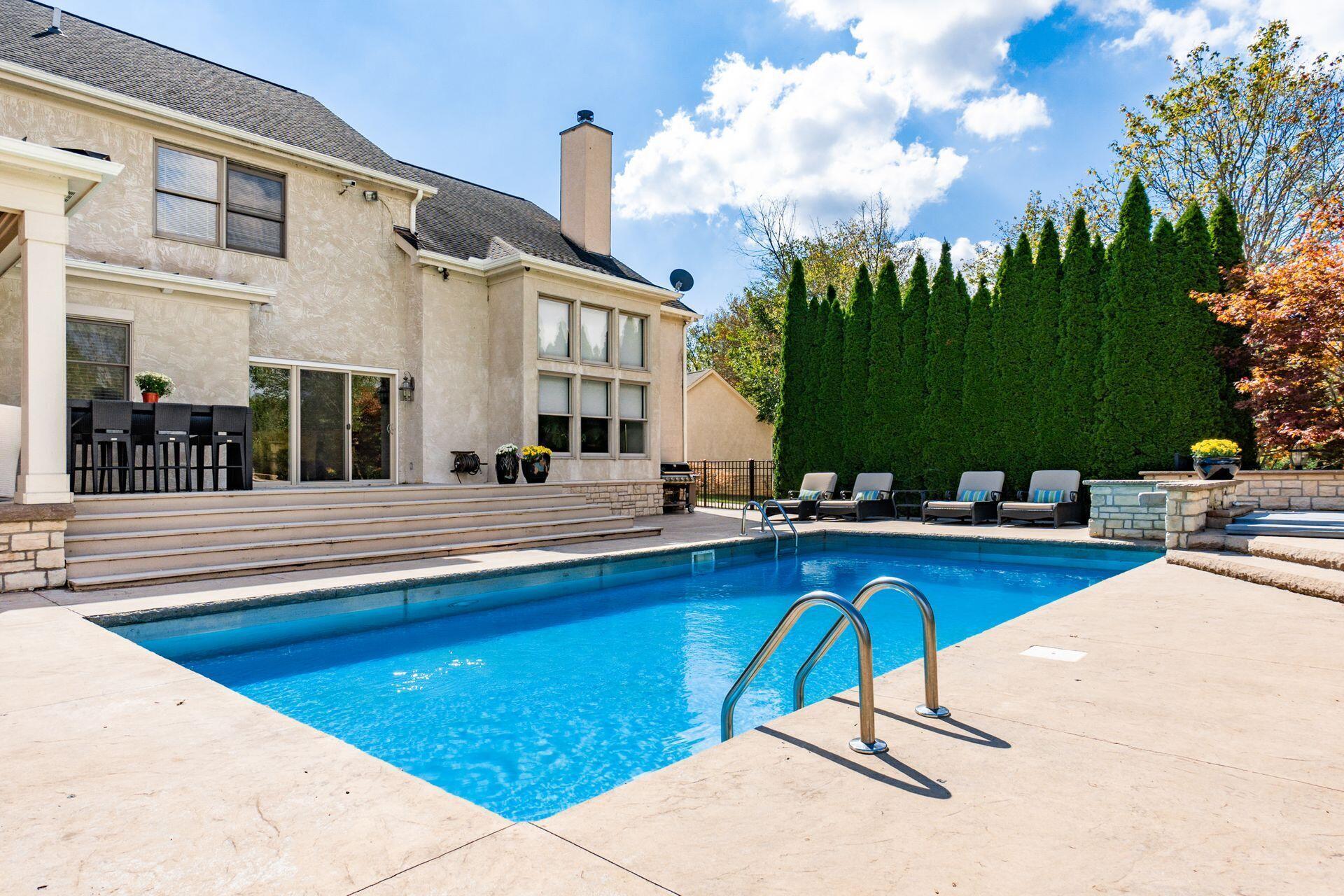 6861 Heverlo Road Sunbury, OH 43074 - Photo 62 of 104 Pool & Patio