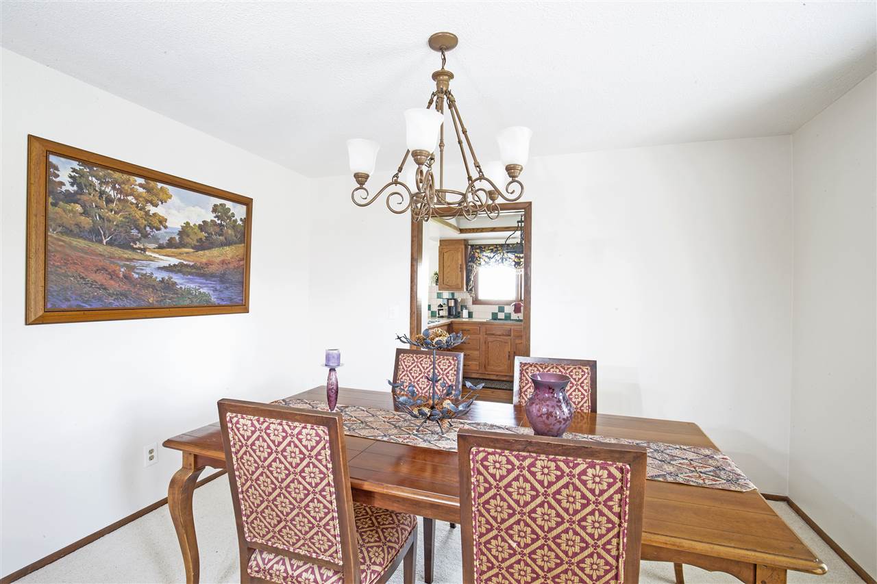 475 Campbell Point Road, Unit LACLEDE Laclede, ID 83841 - Photo 12 of 18 Gallery Image 12