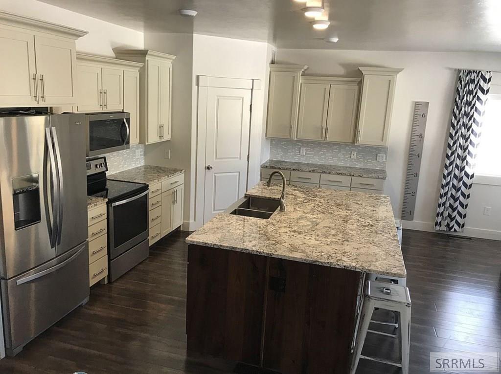 161 Walnut Street Ashton, ID 83420 - Photo 13 of 33