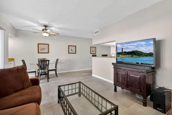 $390,000 | 1605 Highway 1, Unit 108M2, Jupiter, FL 33477