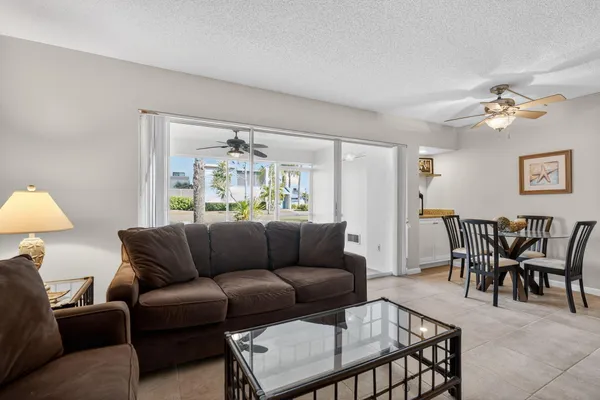 $390,000 | 1605 Highway 1, Unit 108M2, Jupiter, FL 33477