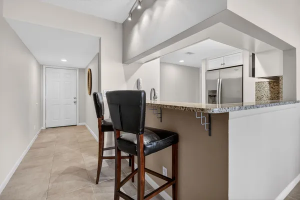 $390,000 | 1605 Highway 1, Unit 108M2, Jupiter, FL 33477